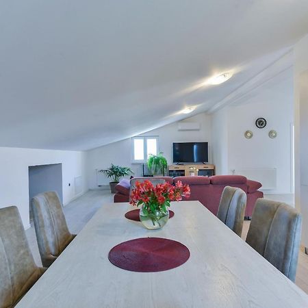 Villa Solis Zadarvillas Luaran gambar