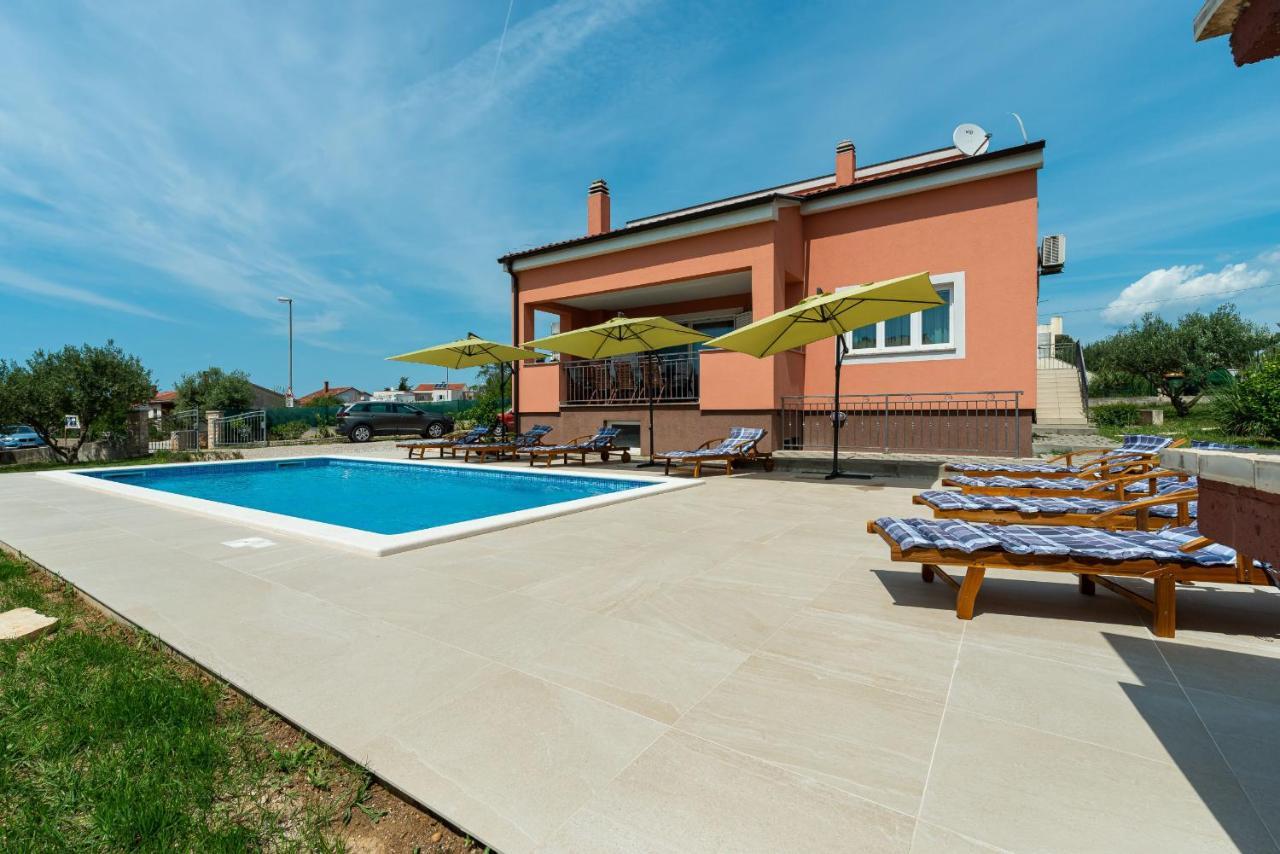 Villa Solis Zadarvillas Luaran gambar