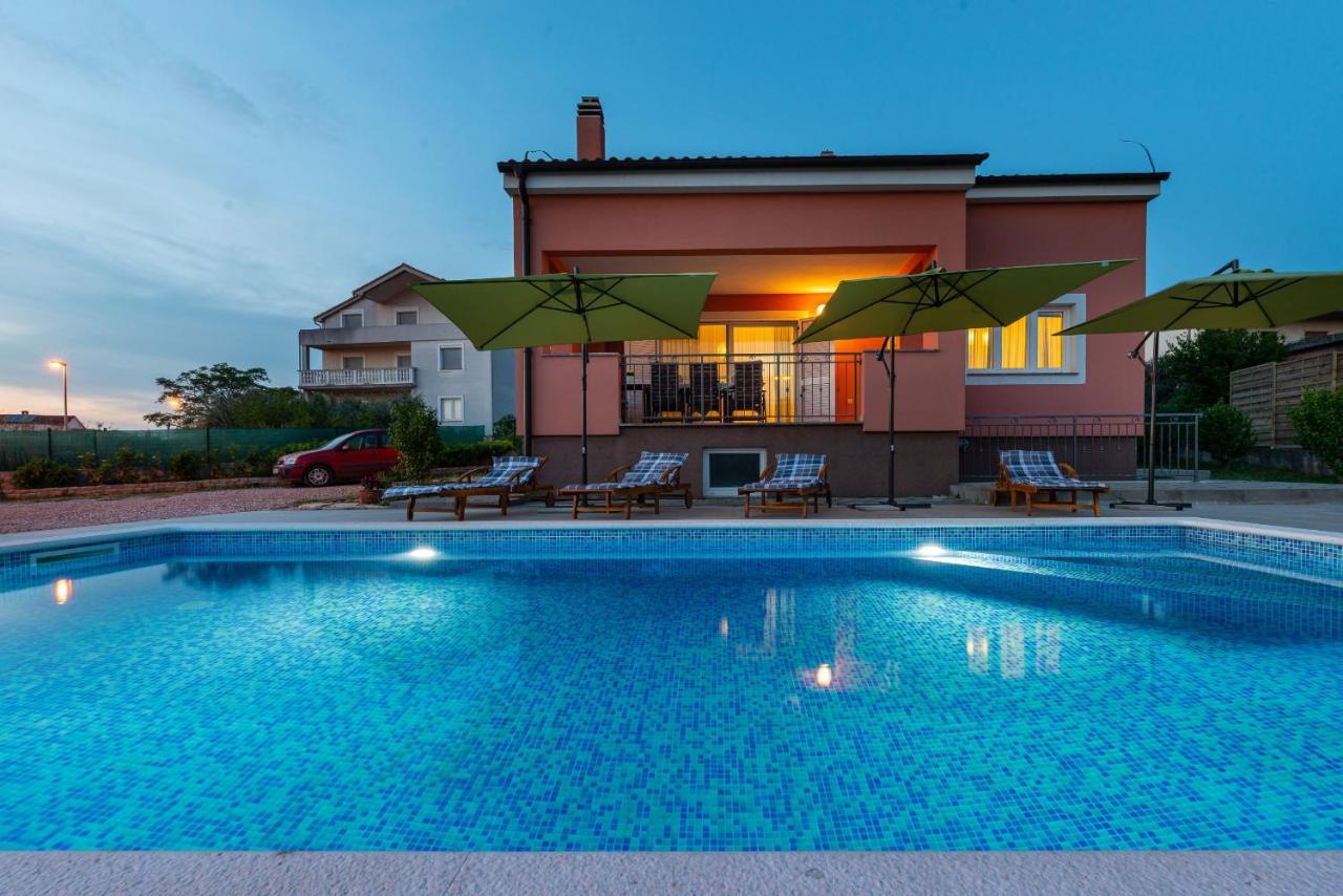 Villa Solis Zadarvillas Luaran gambar