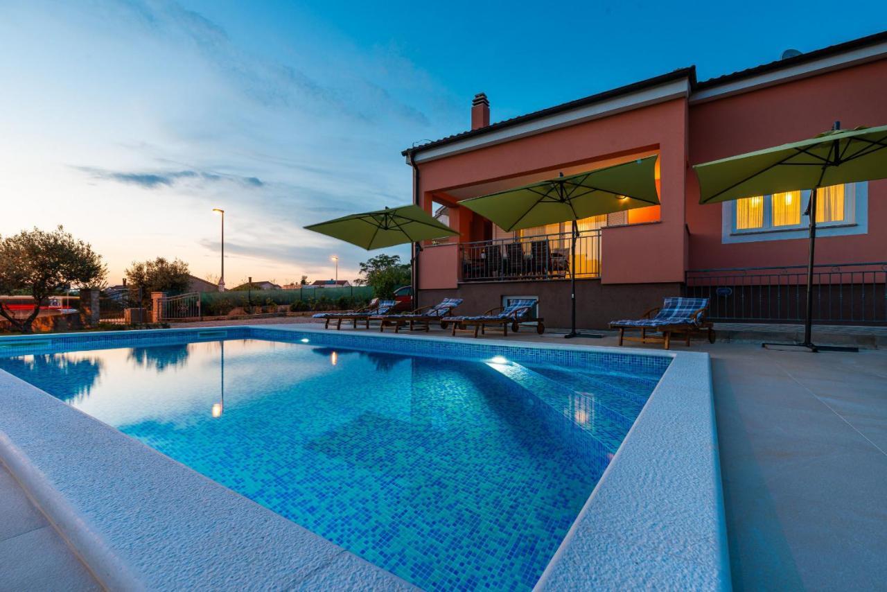Villa Solis Zadarvillas Luaran gambar