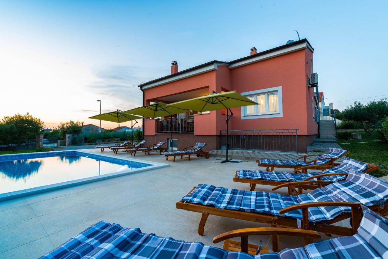Villa Solis Zadarvillas Luaran gambar