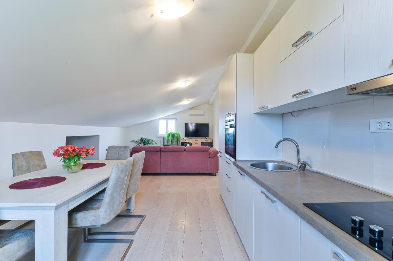 Villa Solis Zadarvillas Luaran gambar