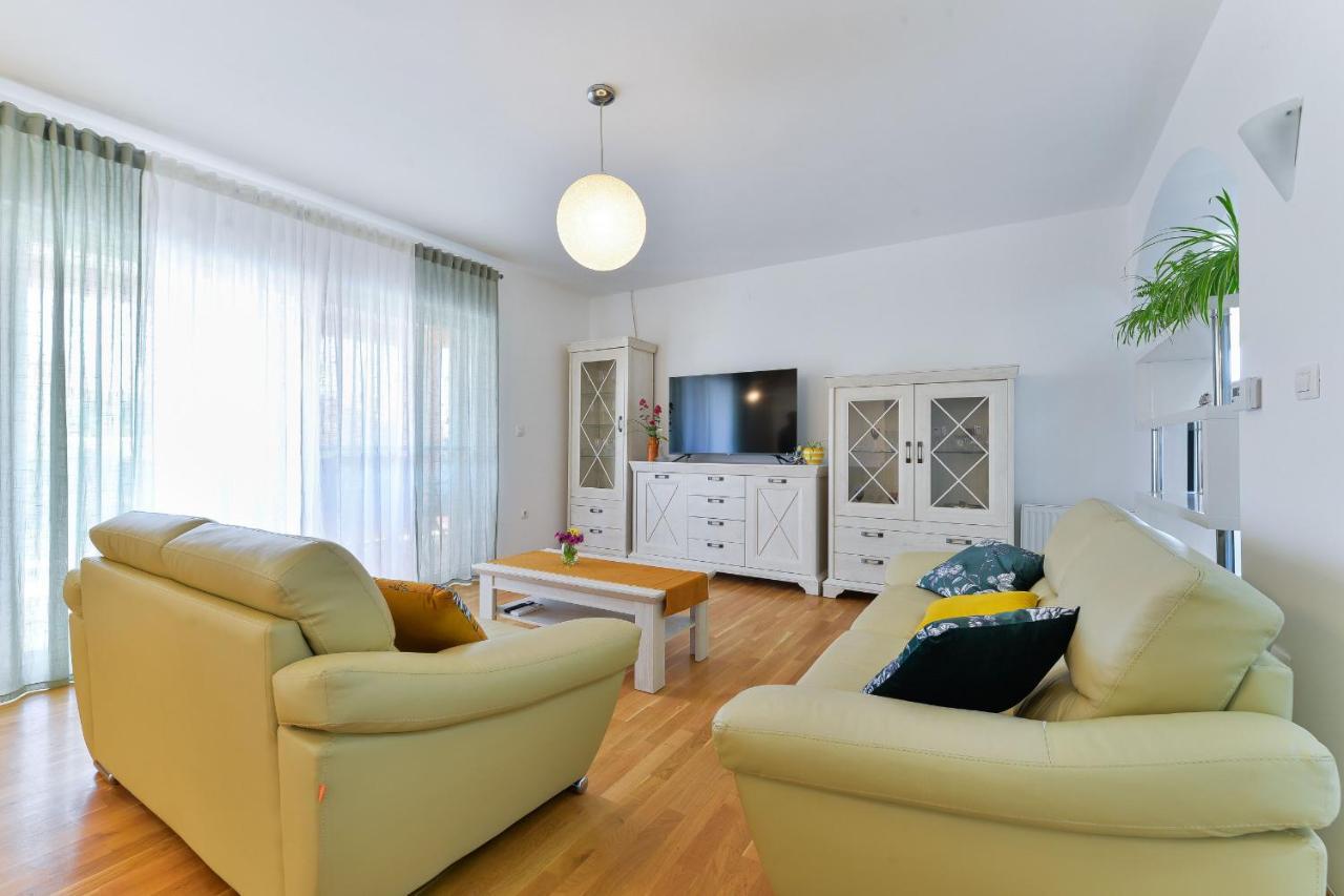 Villa Solis Zadarvillas Luaran gambar
