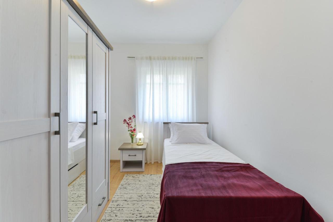 Villa Solis Zadarvillas Luaran gambar